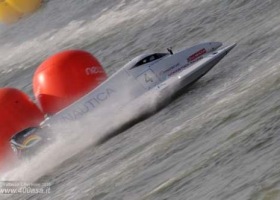 GP OF Tomáš Čermák, Dvojnásobný majster sveta, trojnásobný vicemajster sveta, dva krát druhý vicemajster svetaCHINA-241010-Timed Trials for the UIM F1 Powerboat Grand Prix of Shenzhen. This race in China is the 5th leg of the season, October 23-24, 2010. Picture by Vittorio Ubertone/Idea Marketing.